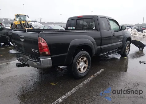 2005 Toyota Tacoma Prerunner V6 z USA, uszkodzony, nr VIN 5TETU62N65Z009273